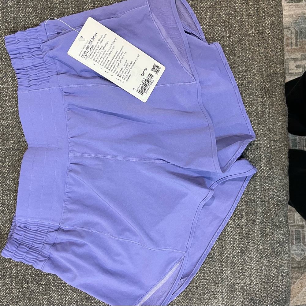 Lululemon Hotty Hot HR 2.5in Short, Size 8, Dark Lavender